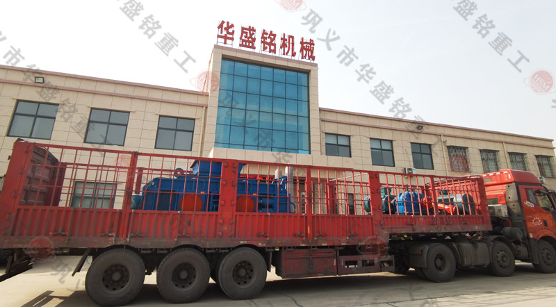 1212型液壓對(duì)輥破碎機(jī)發(fā)往湖南發(fā)貨現(xiàn)場